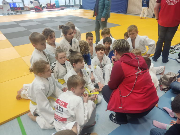 Monika Kronberger ist Supercoach 2024 im Bezirk und Land! Herzlichen Glückwunsch und Danke für dein Engagement! 🎉🥋 #Judo #Supercoach